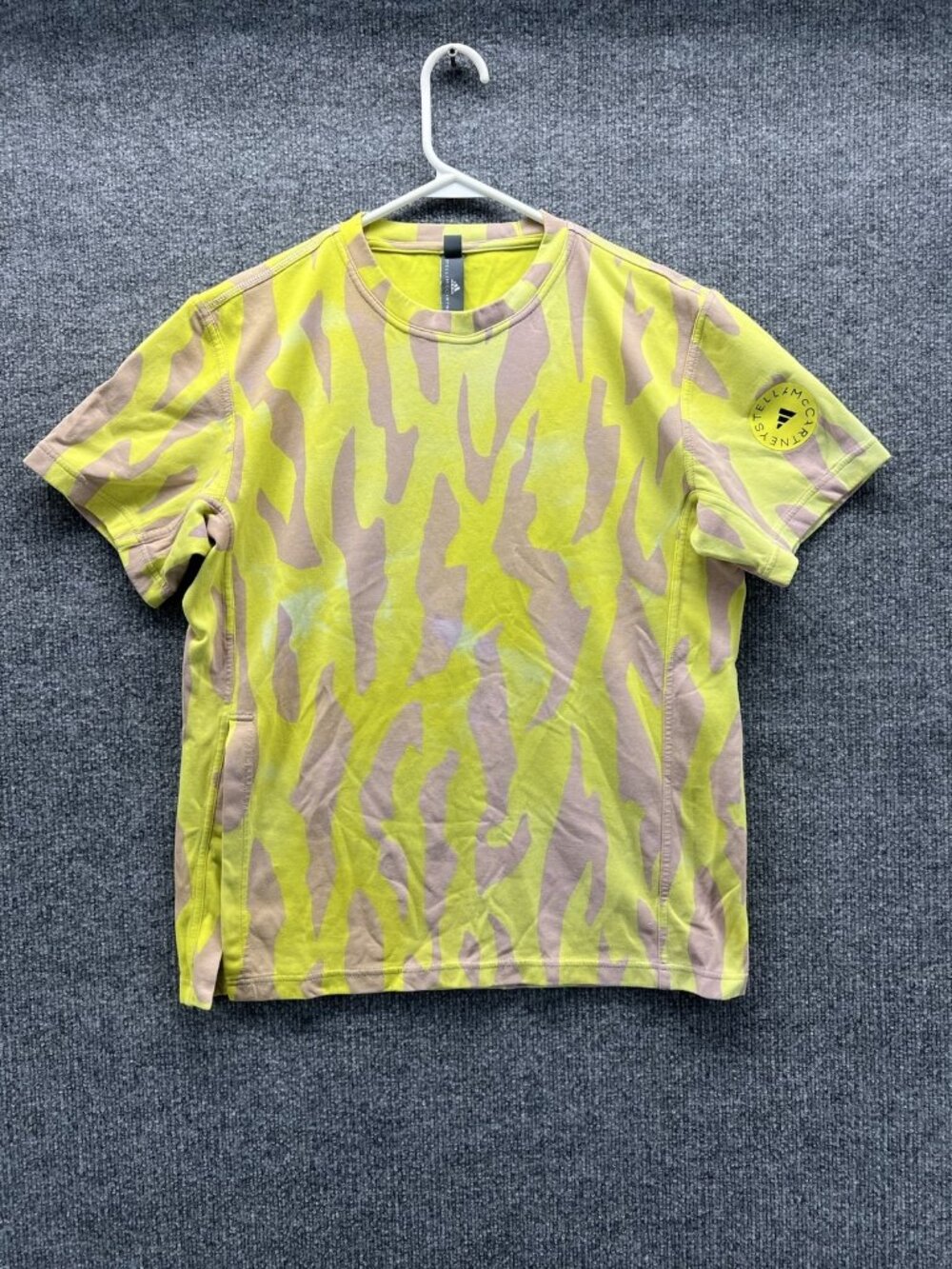 Adidas By Stella McCartney Shirt Womens XS Yellow Short Sleeve Camo Athletic Top